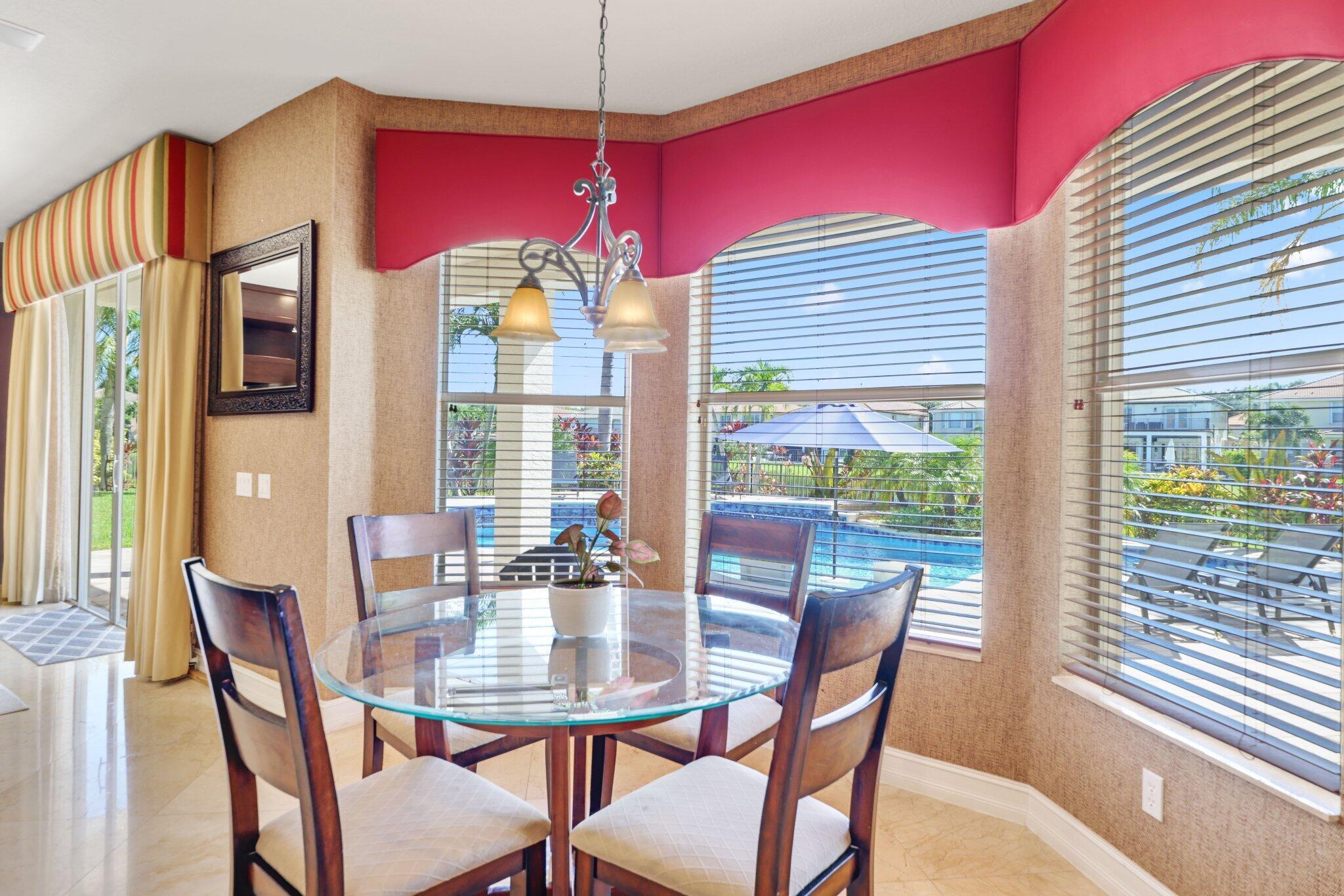 8537 Shallowbrook Cove
