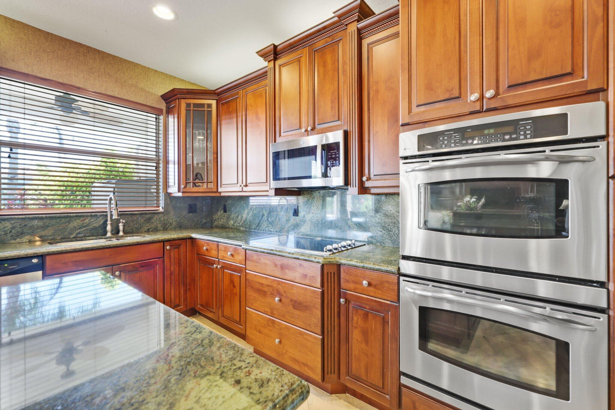 8537 Shallowbrook Cove