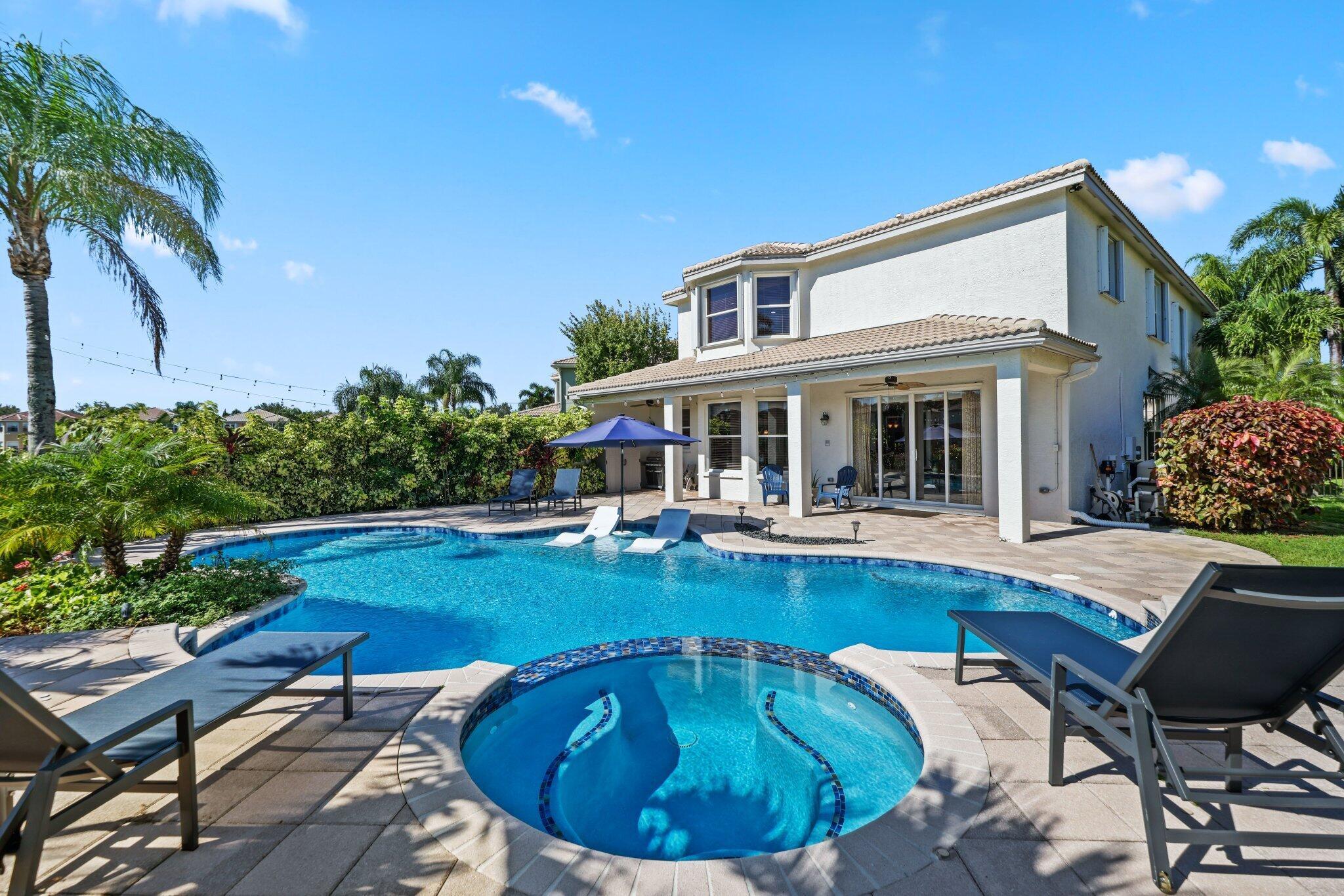 8537 Shallowbrook Cove