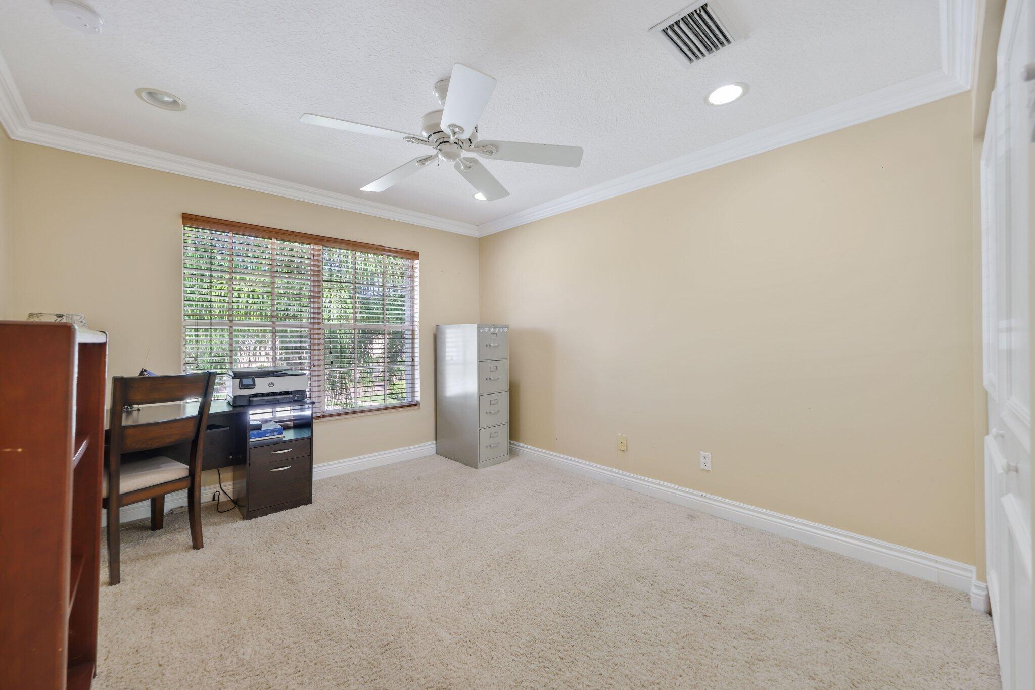 8537 Shallowbrook Cove