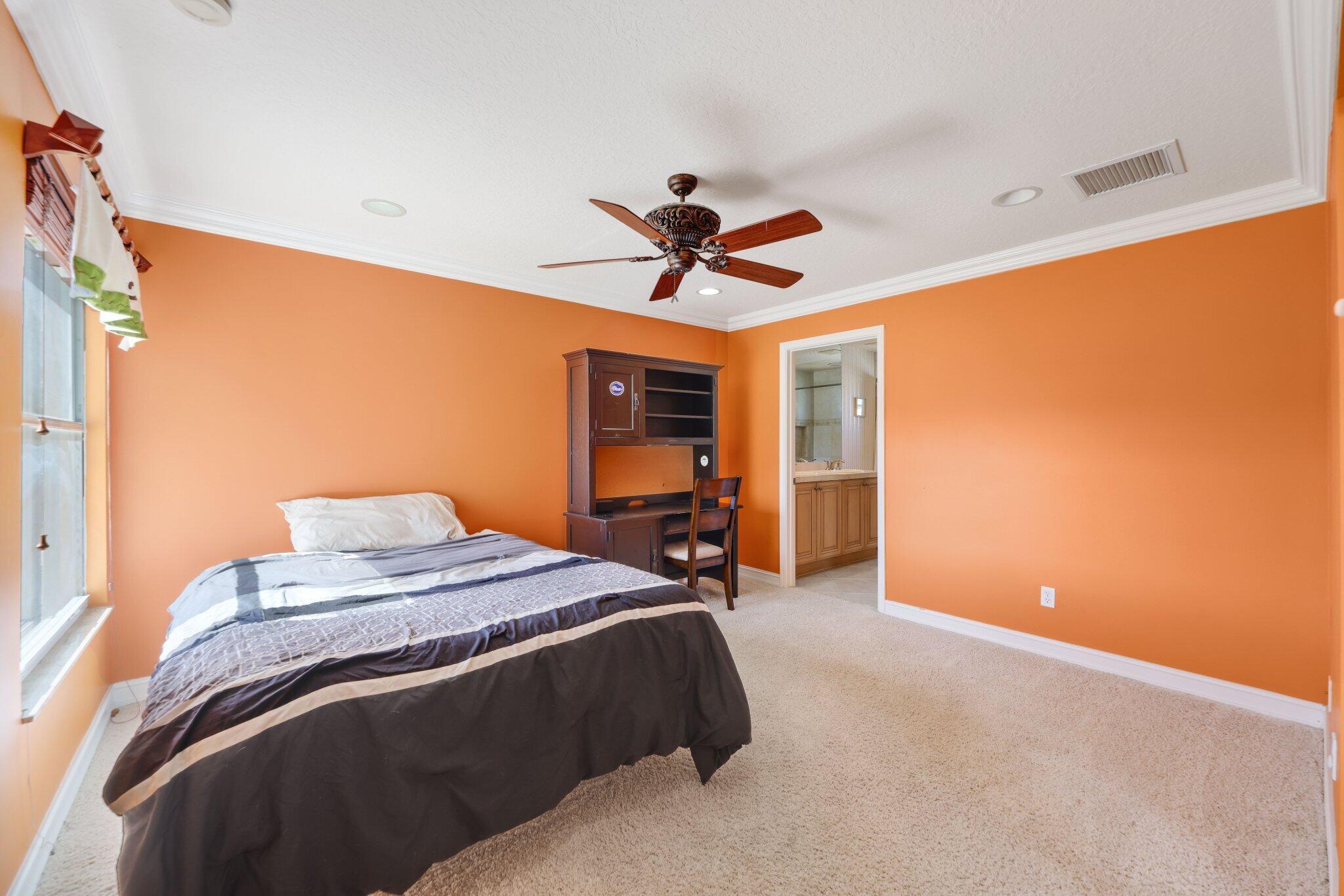 8537 Shallowbrook Cove