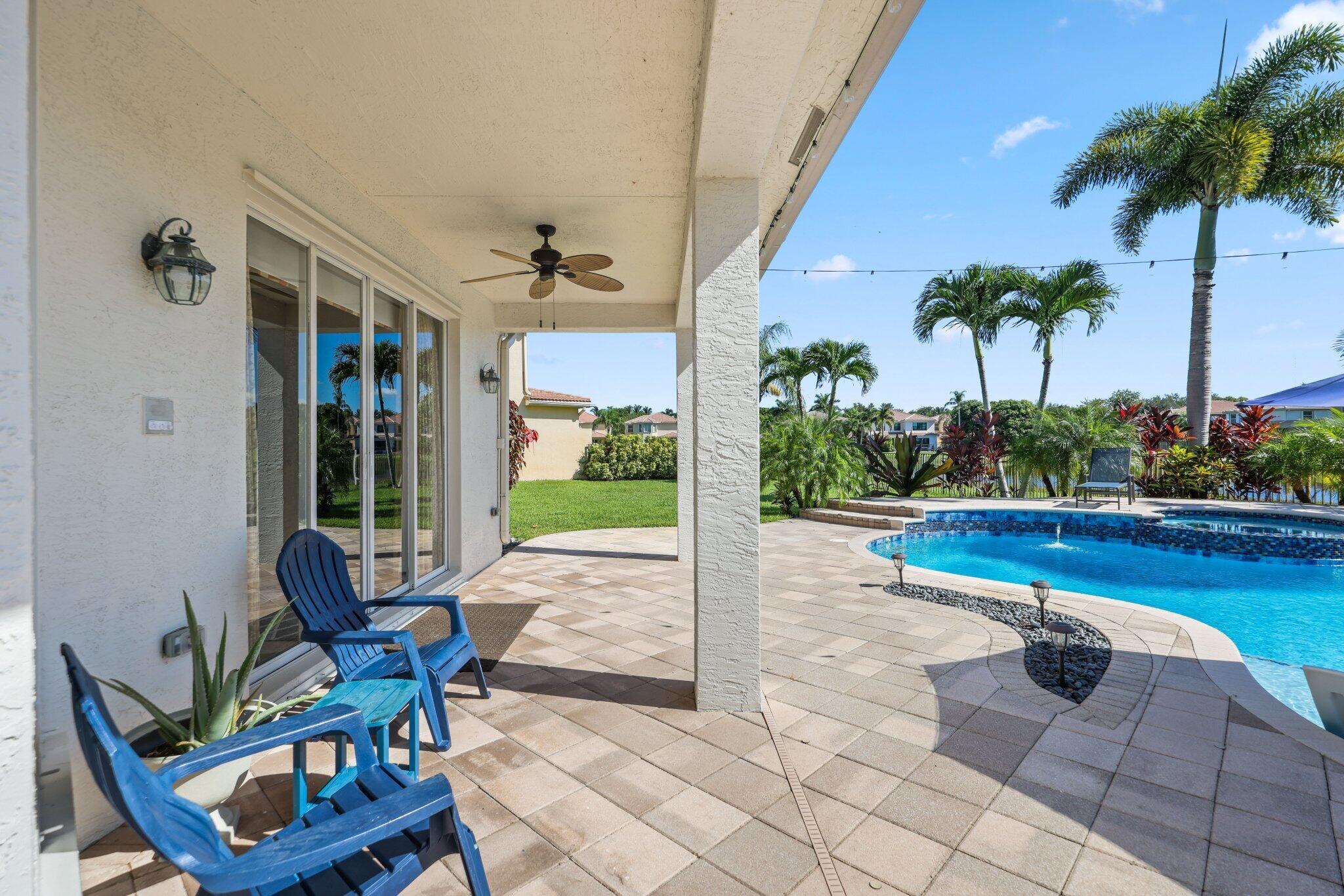 8537 Shallowbrook Cove