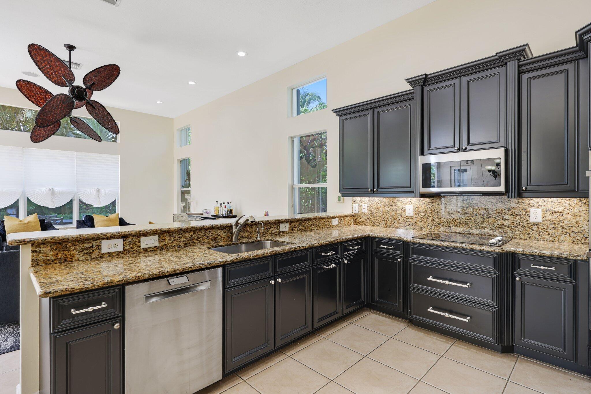 8888 Rockridge Glen Cove