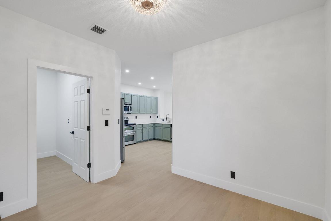 9581 Cobblestone Creek Drive