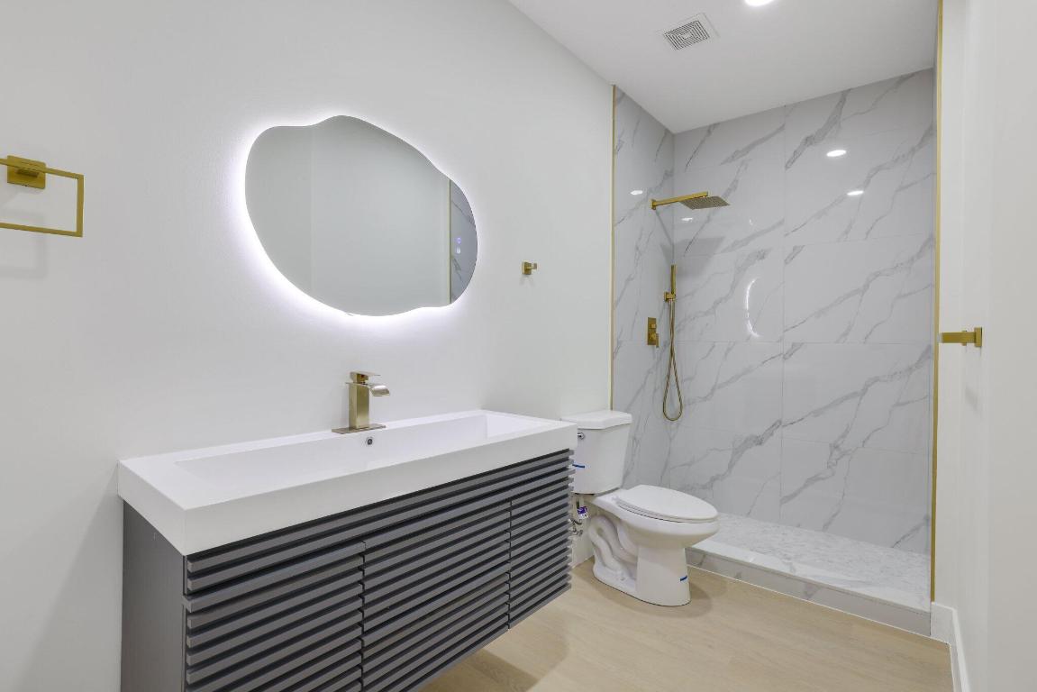 9581 Cobblestone Creek Drive