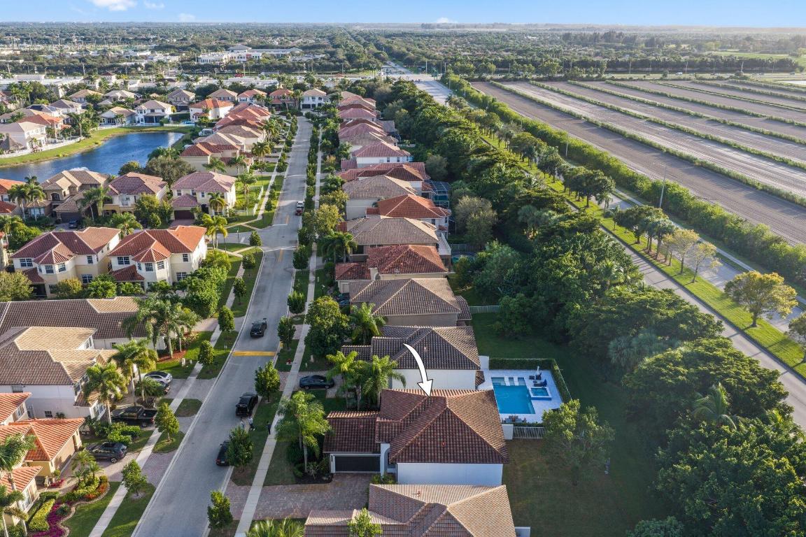 9581 Cobblestone Creek Drive