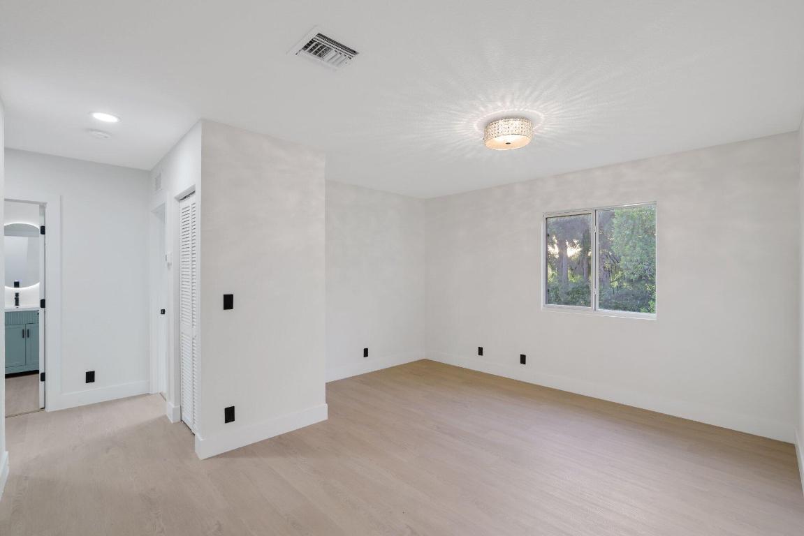 9581 Cobblestone Creek Drive