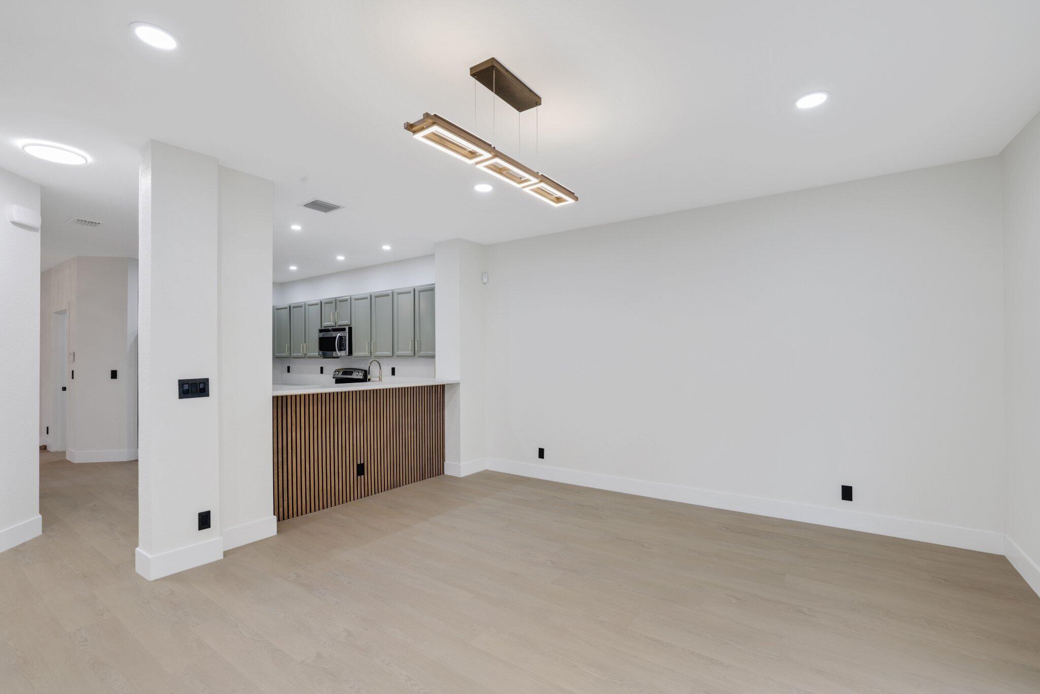 9581 Cobblestone Creek Drive