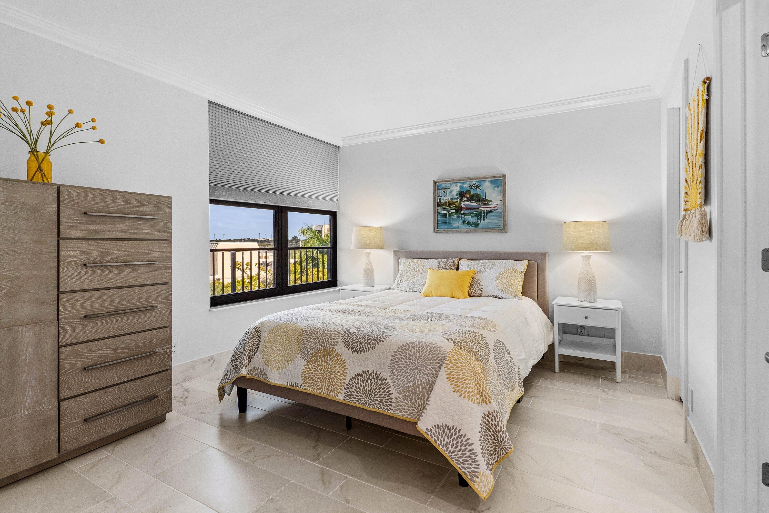 14 Royal Palm Way 5010, Boca Raton Unit: 5010