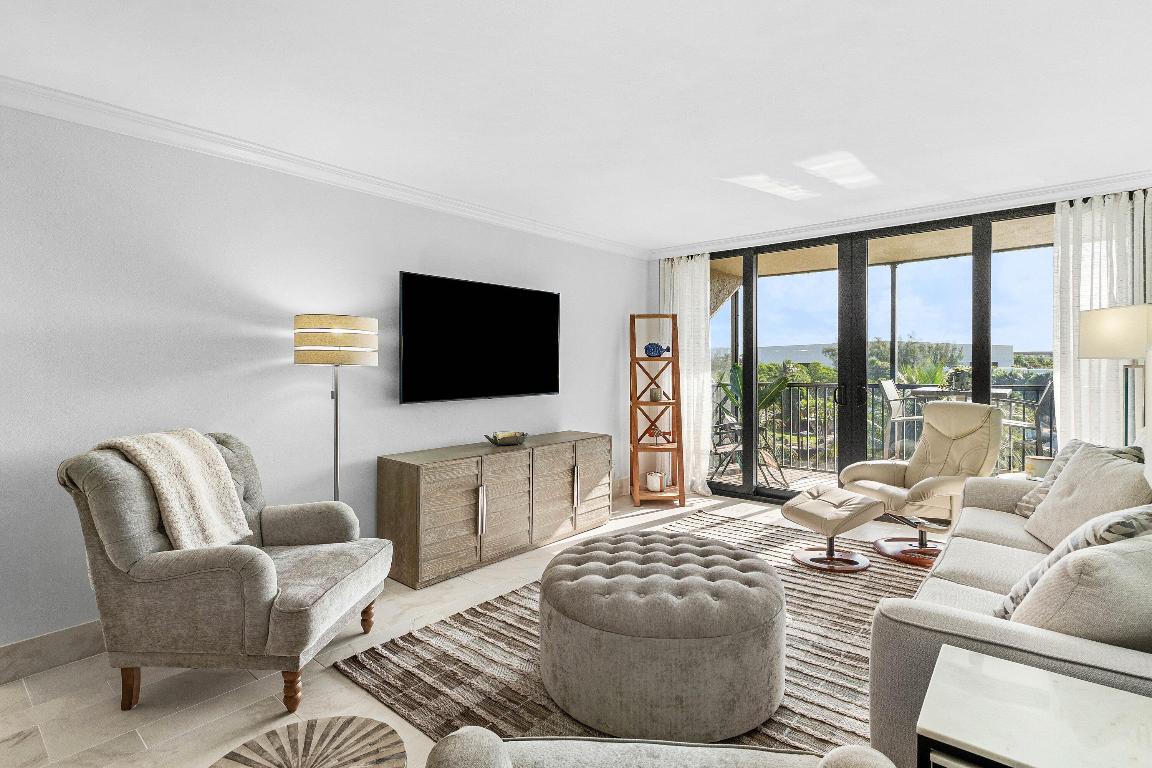 14 Royal Palm Way 5010, Boca Raton Unit: 5010