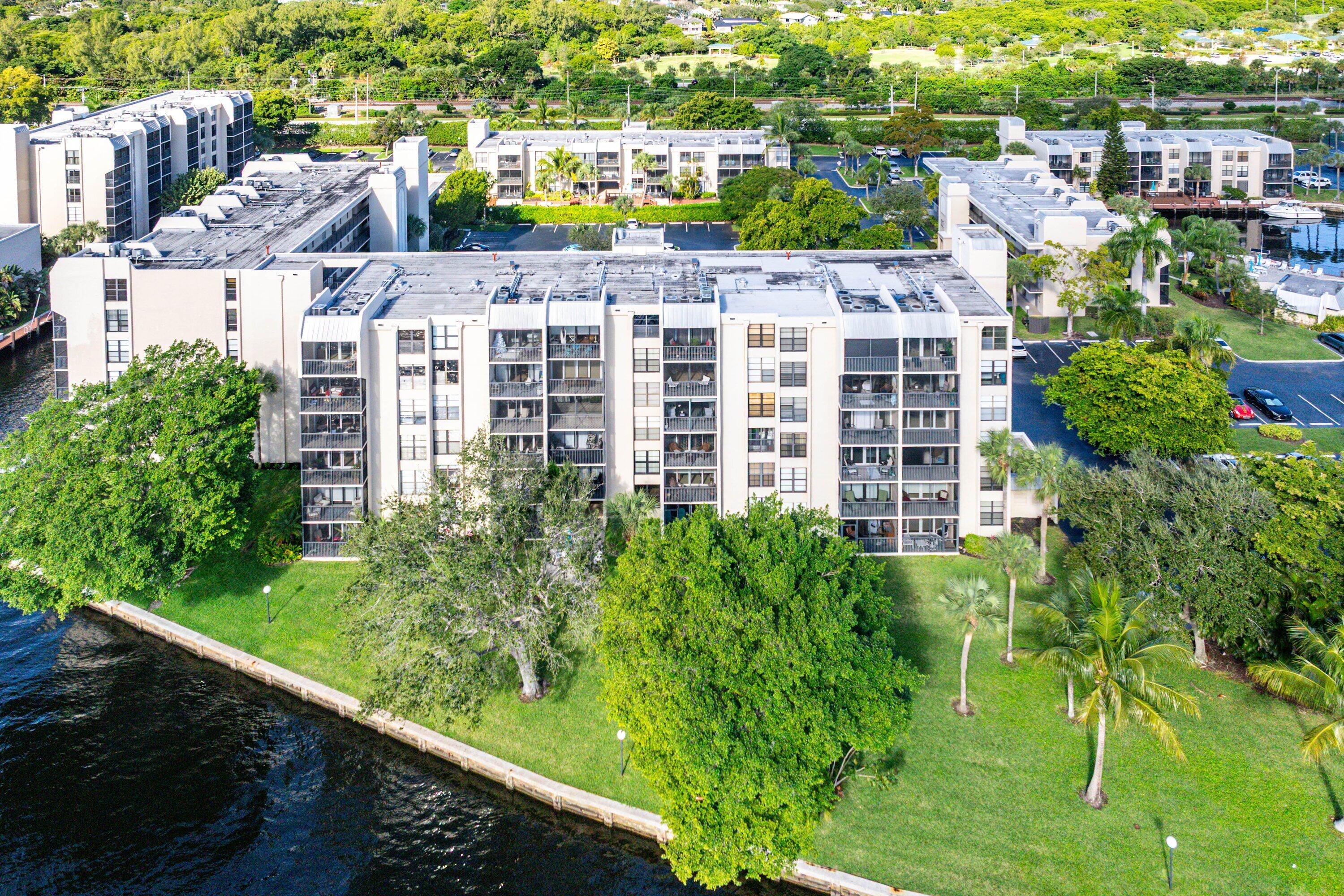 14 Royal Palm Way 5010, Boca Raton Unit: 5010