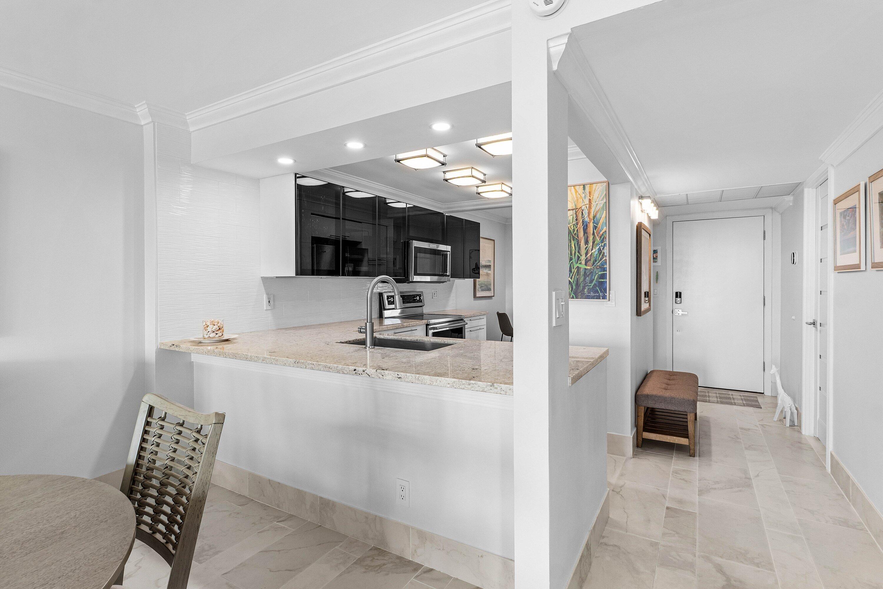 14 Royal Palm Way 5010, Boca Raton Unit: 5010