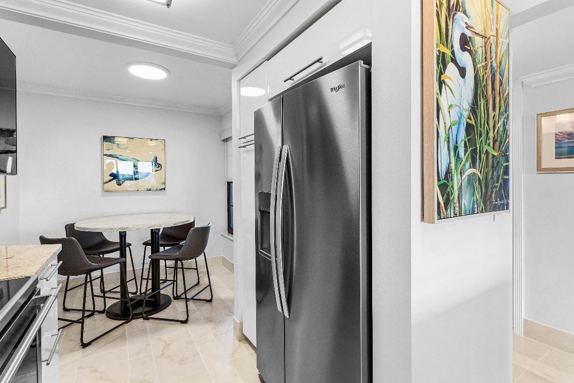 14 Royal Palm Way 5010, Boca Raton Unit: 5010