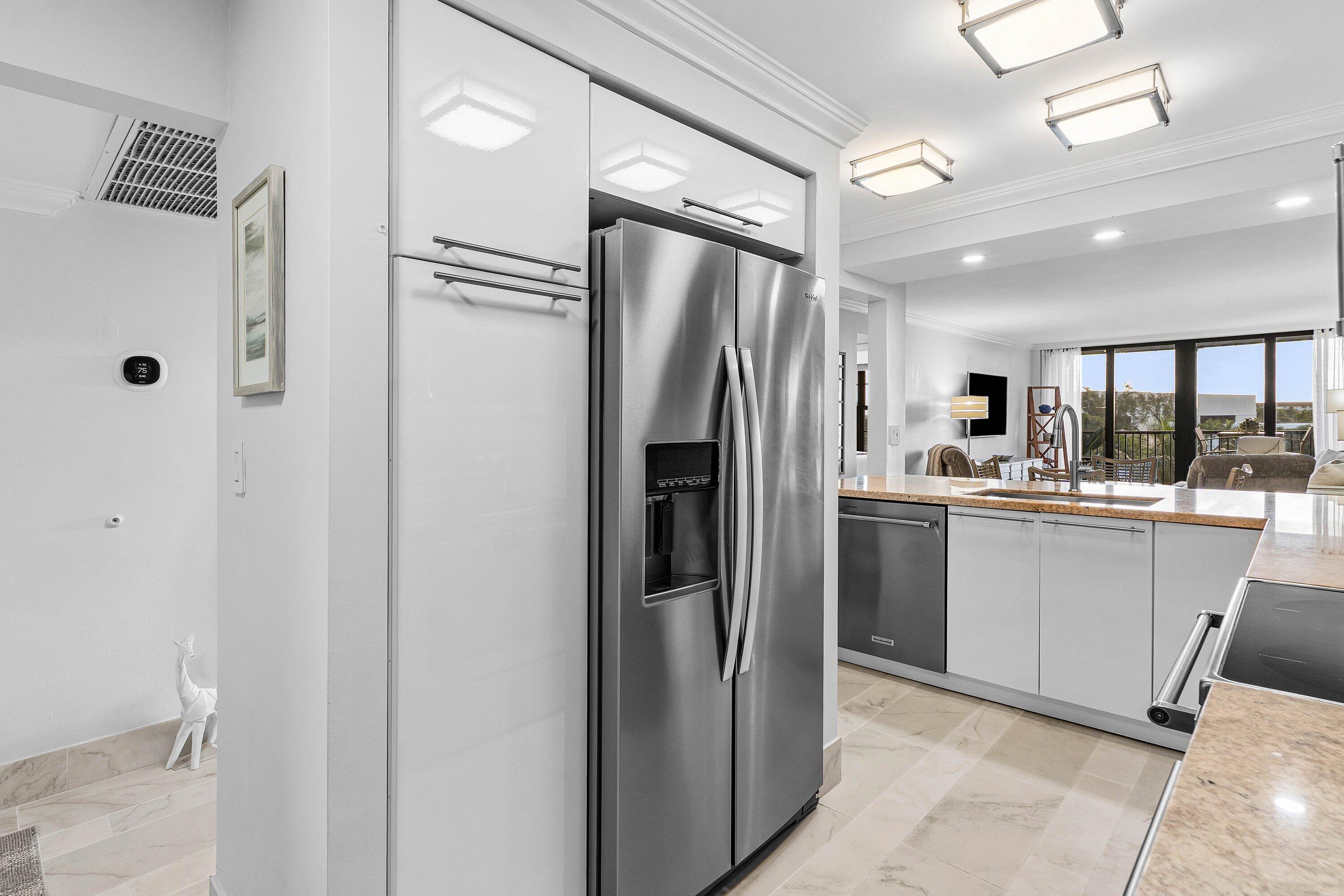 14 Royal Palm Way 5010, Boca Raton Unit: 5010