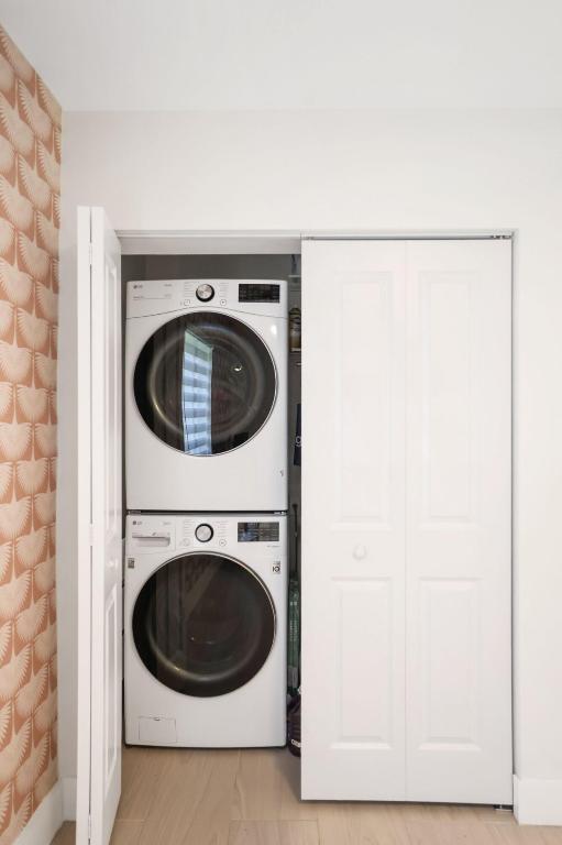 5830 SW 51st Terrace, Miami