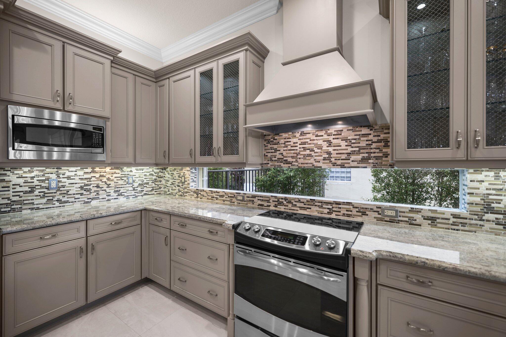 8408 Serena Creek Avenue