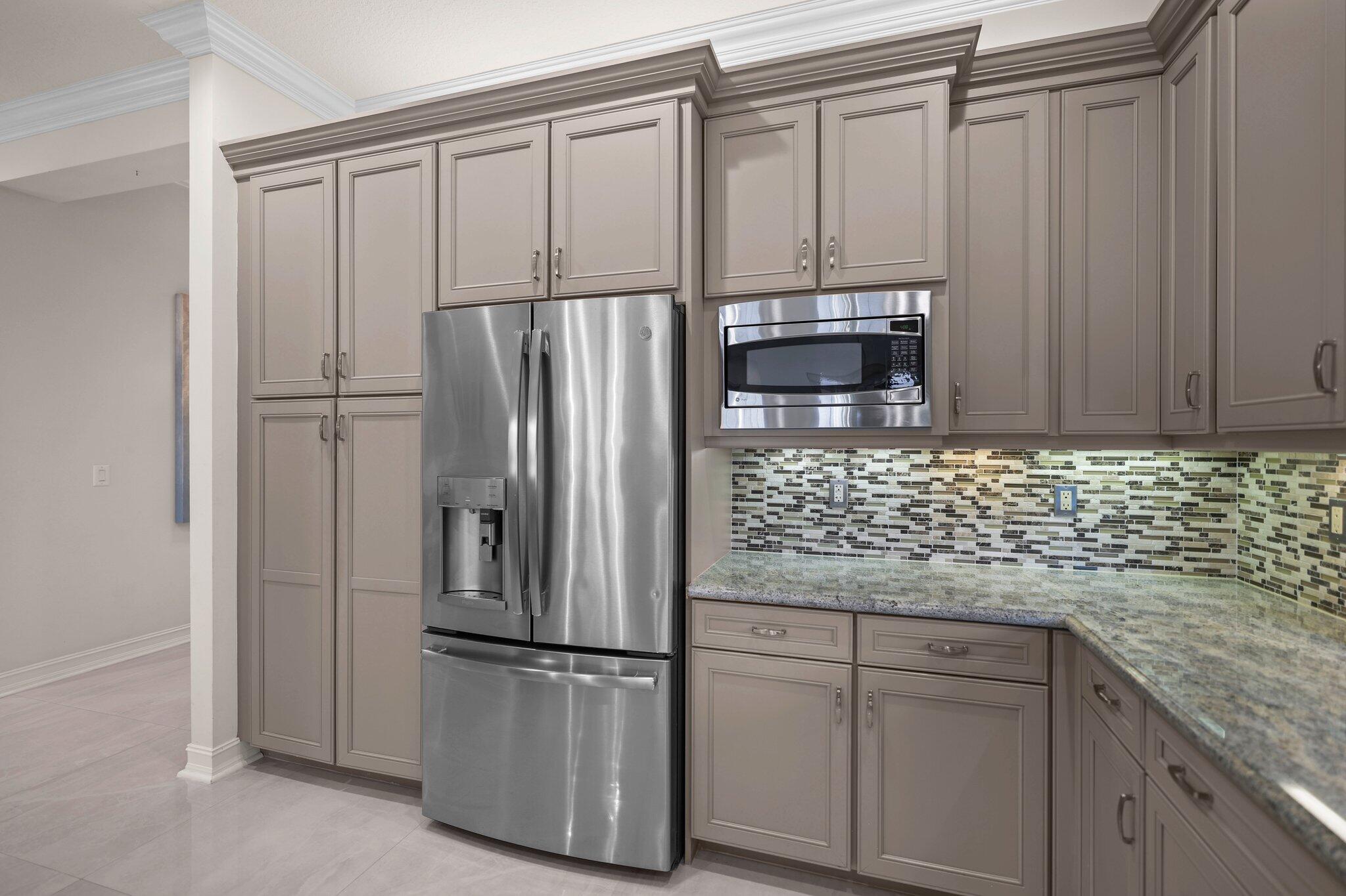 8408 Serena Creek Avenue