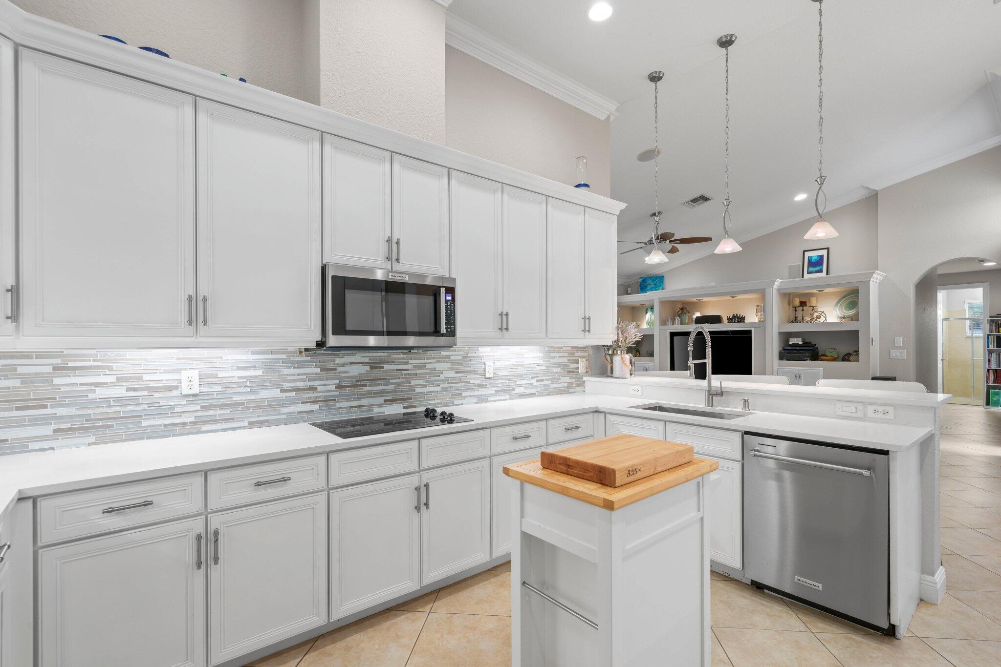 10812 Castle Oak Drive