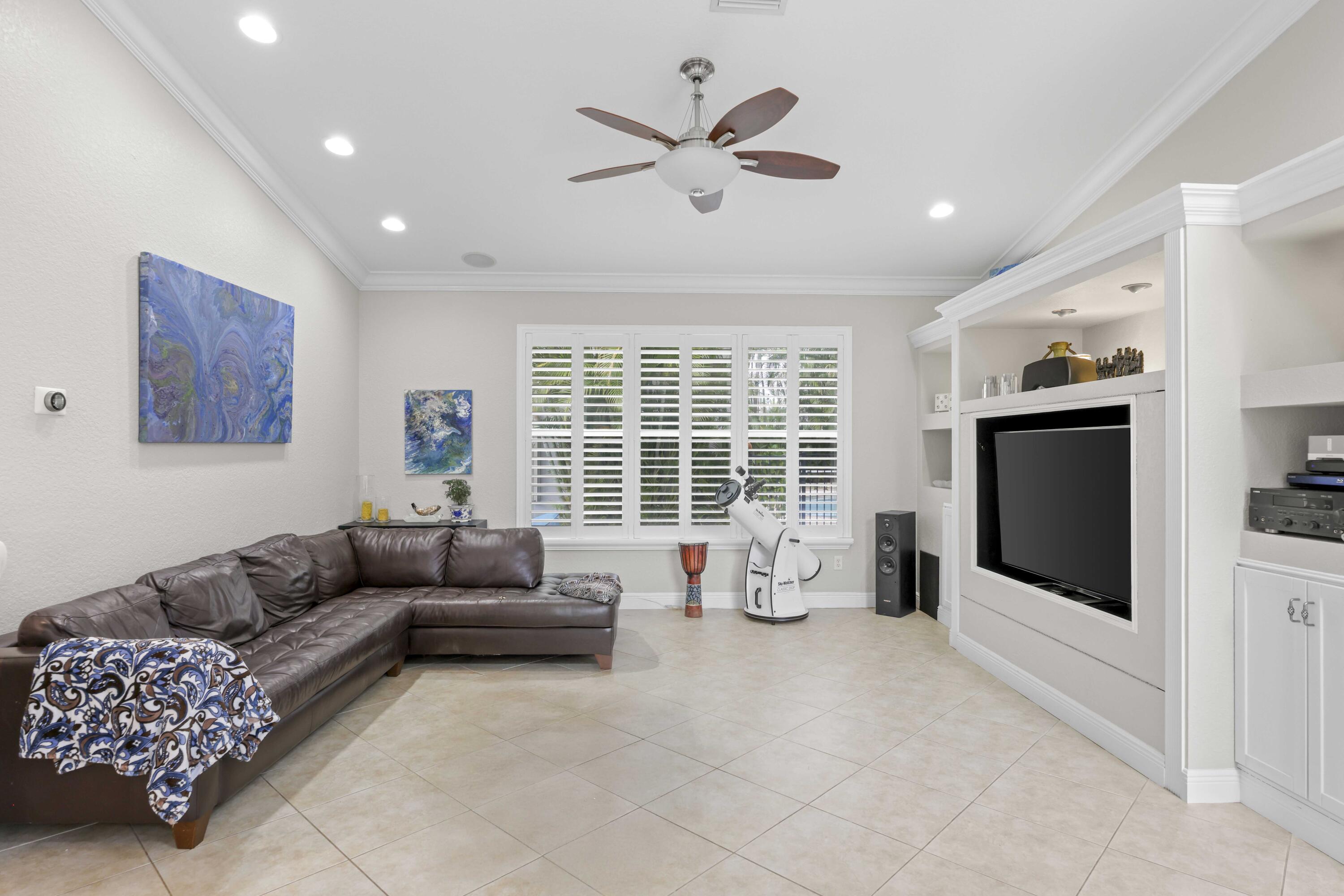 10812 Castle Oak Drive