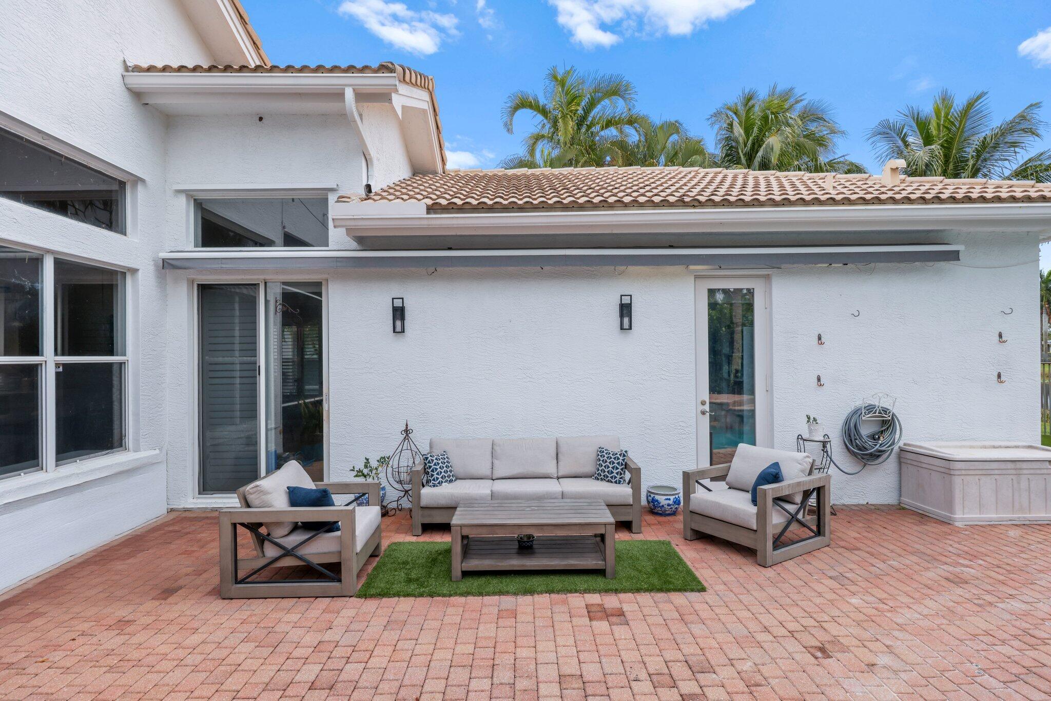 10812 Castle Oak Drive