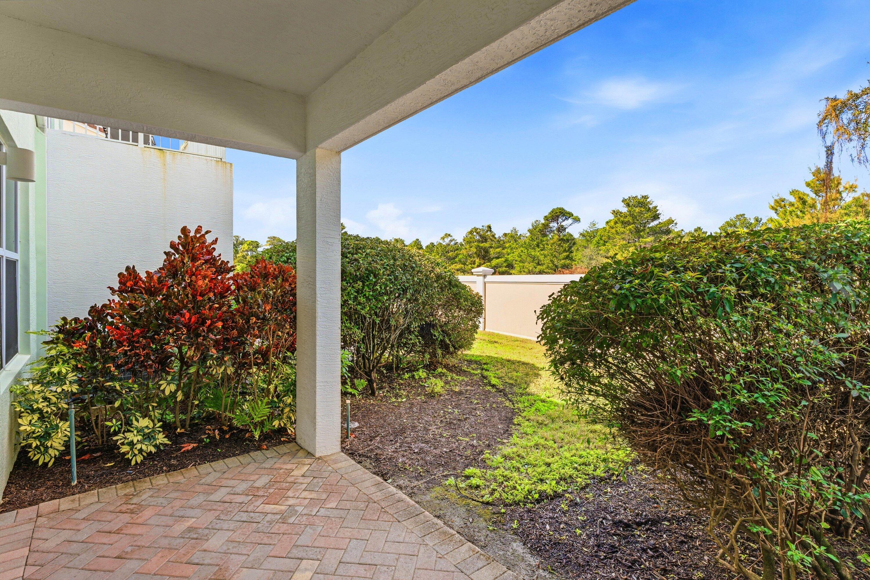 4853 NW 16th Terrace