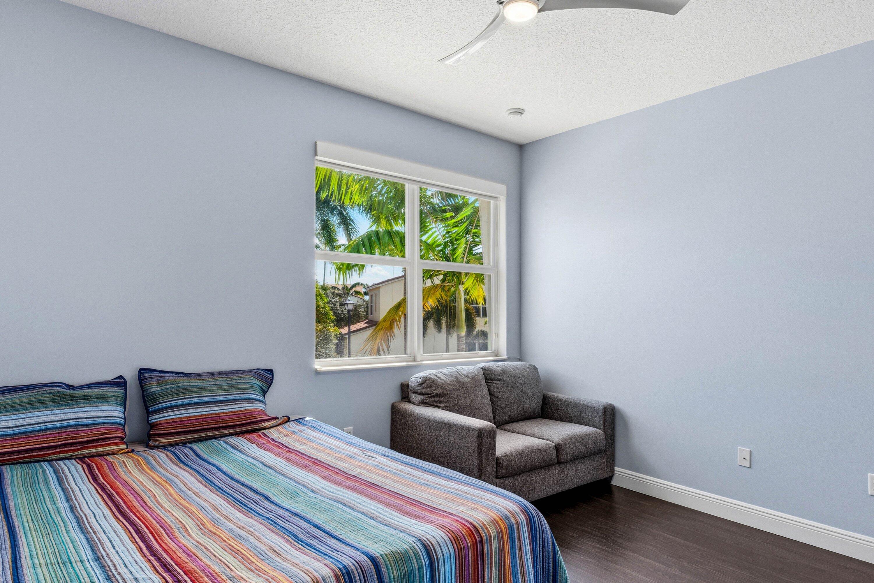 4853 NW 16th Terrace