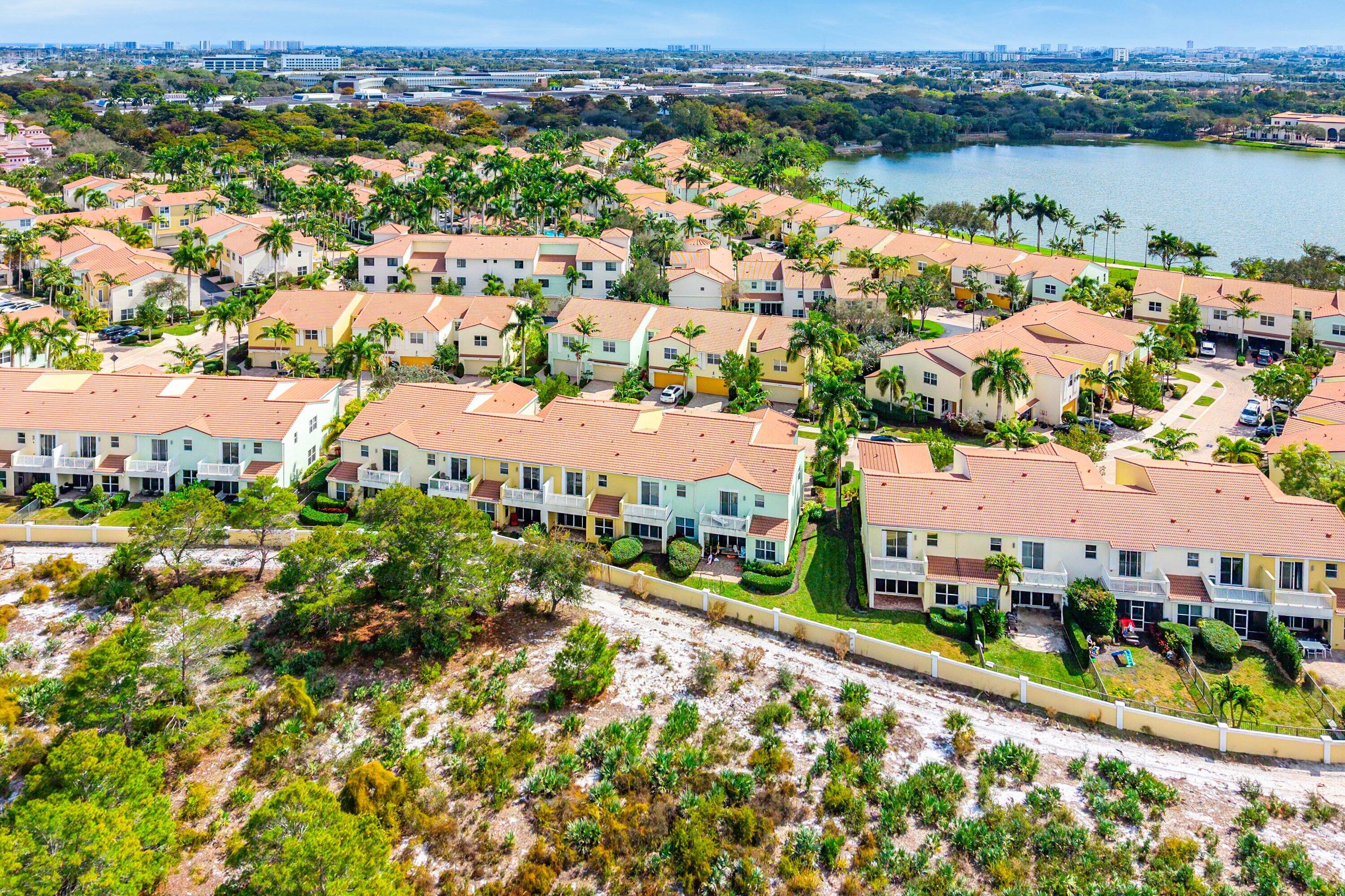 4853 NW 16th Terrace