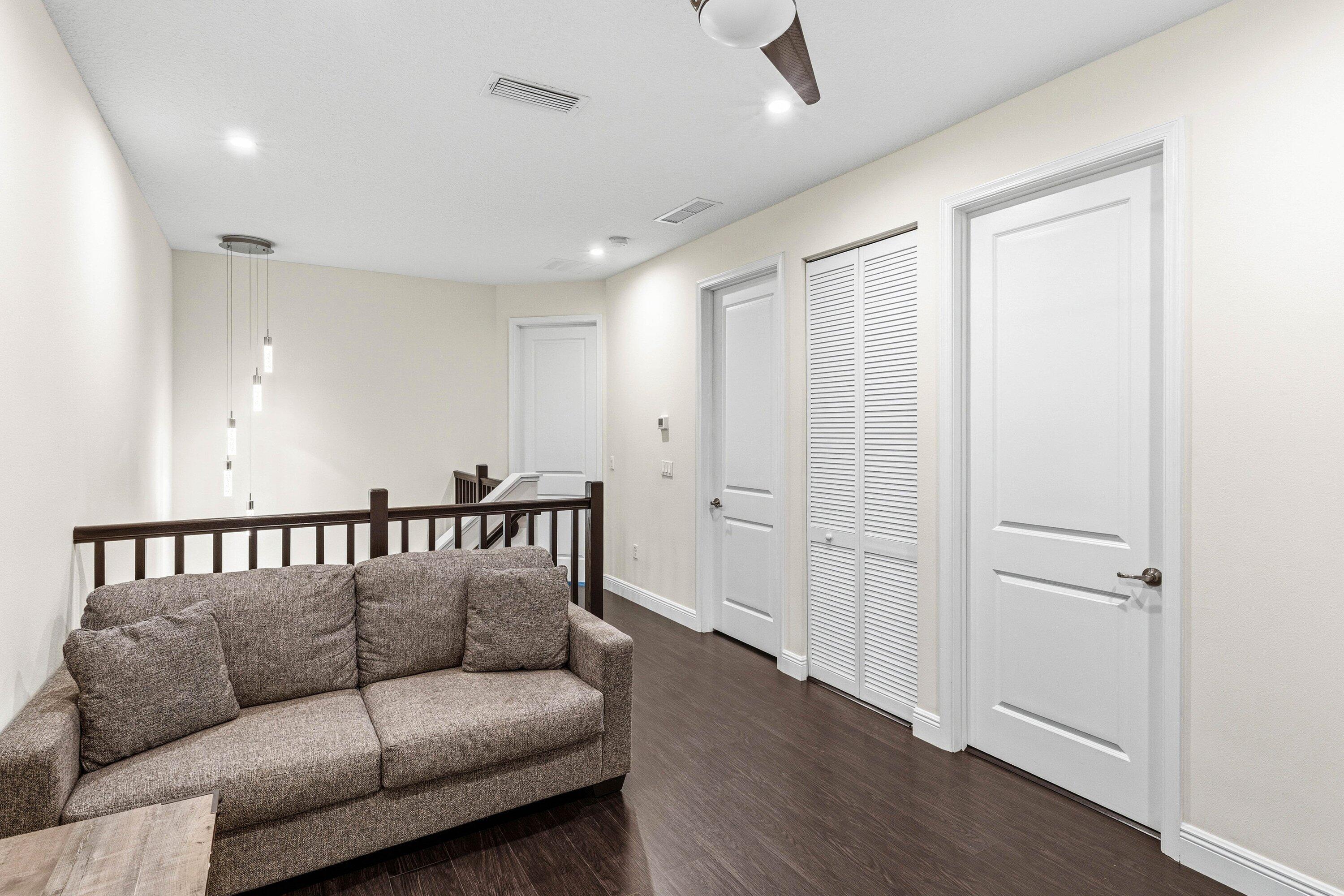 4853 NW 16th Terrace