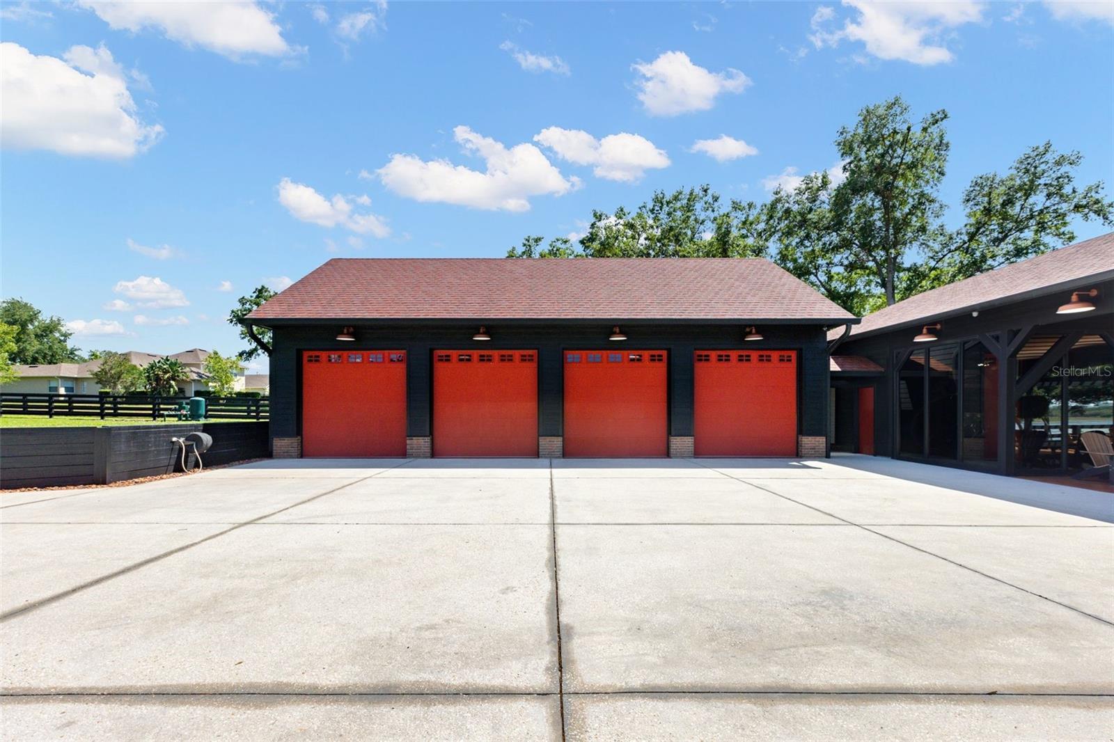 9751 QUIET LN