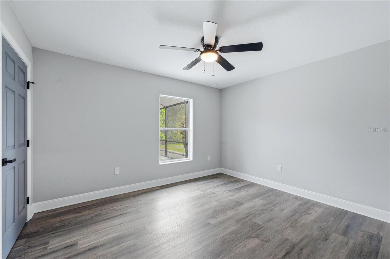 281 PEMBROKE DR