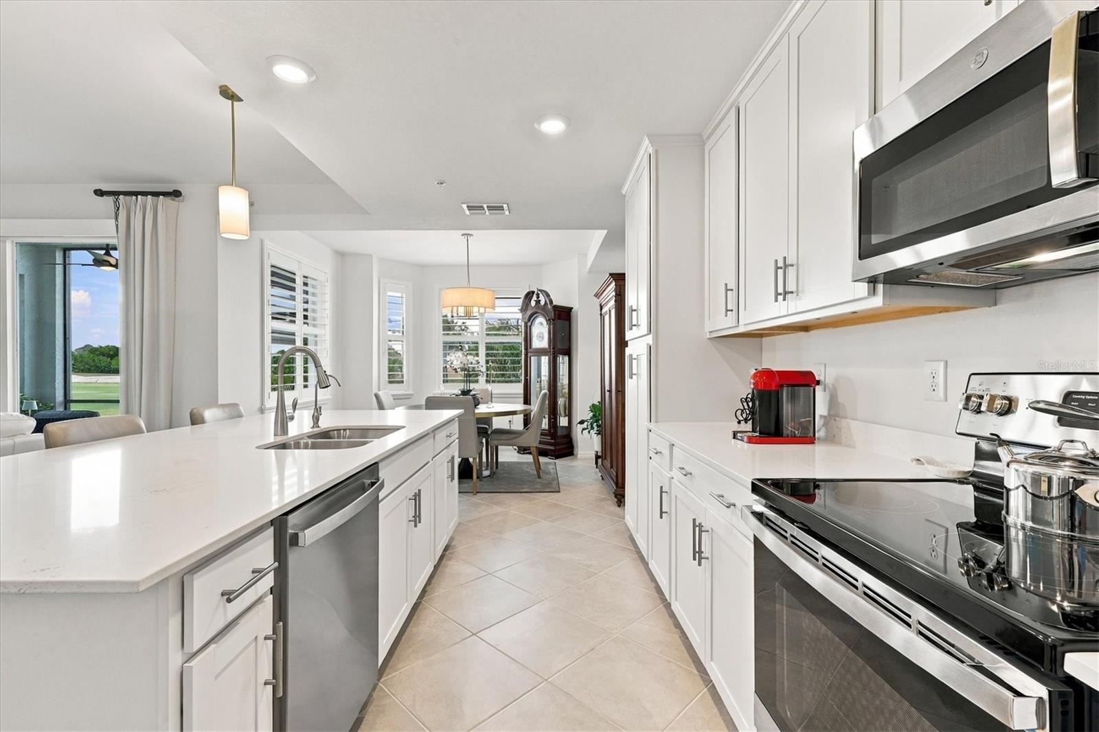 12140 WELLEN GOLF ST #102