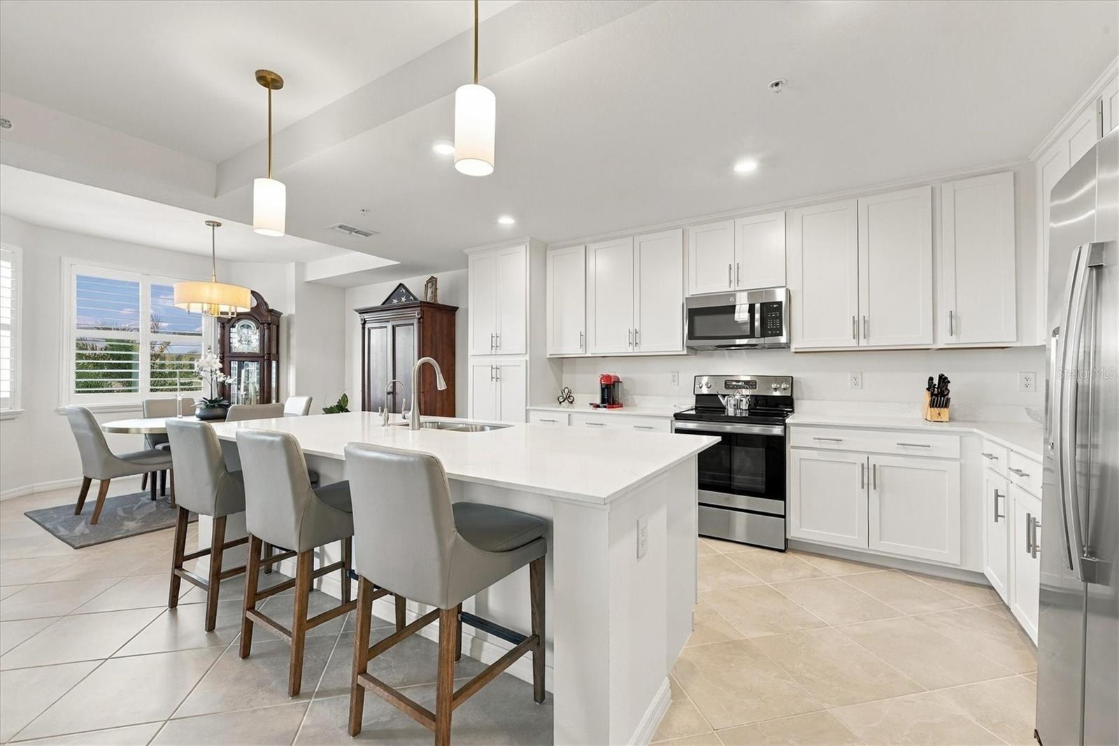 12140 WELLEN GOLF ST #102