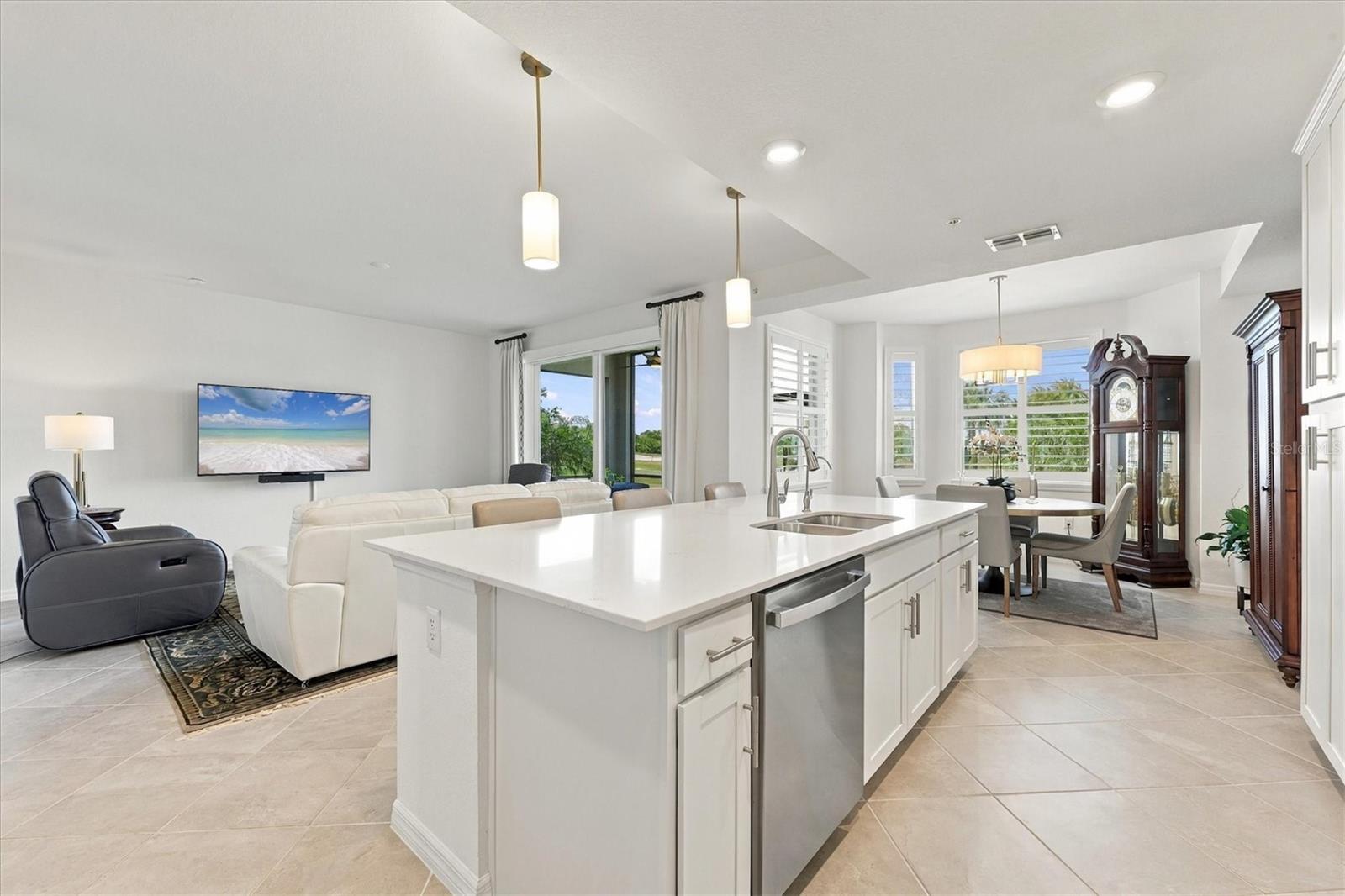 12140 WELLEN GOLF ST #102
