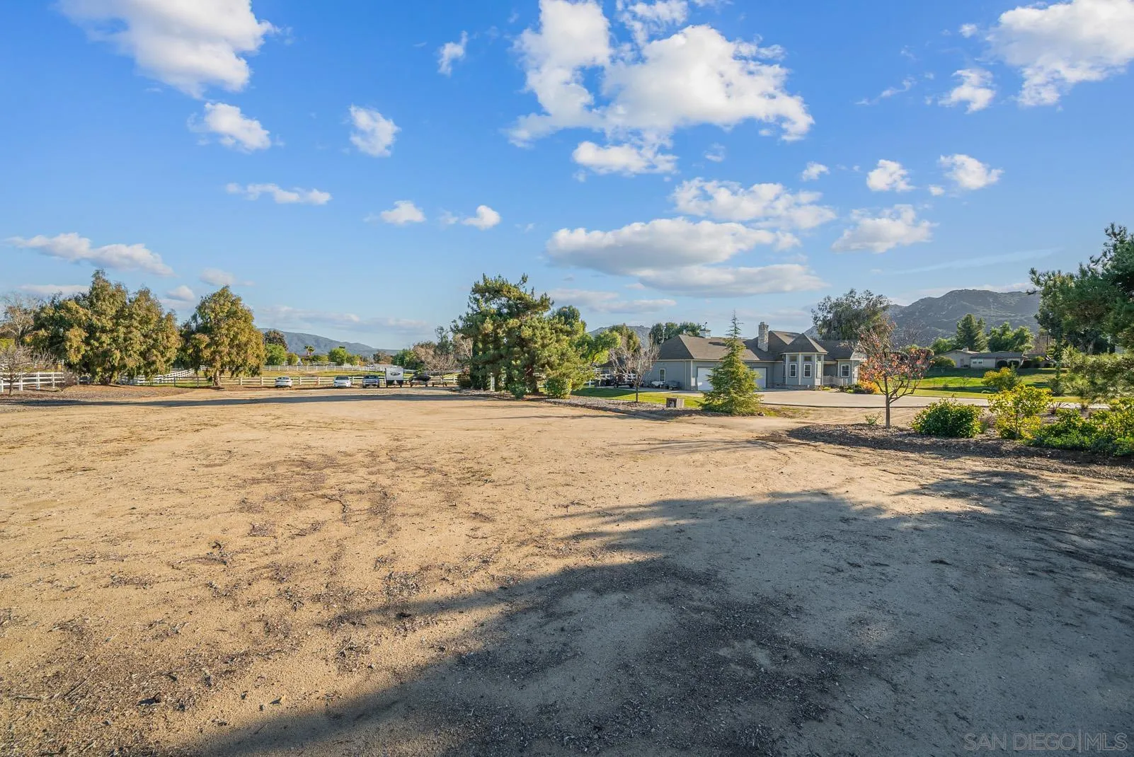 44140 La Paz St