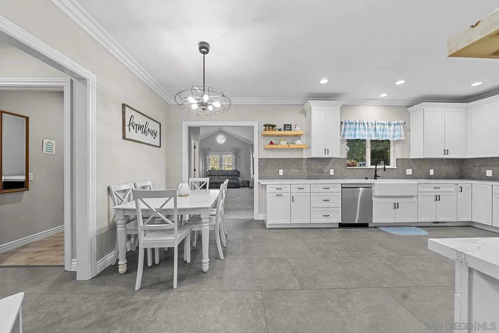 44140 La Paz St