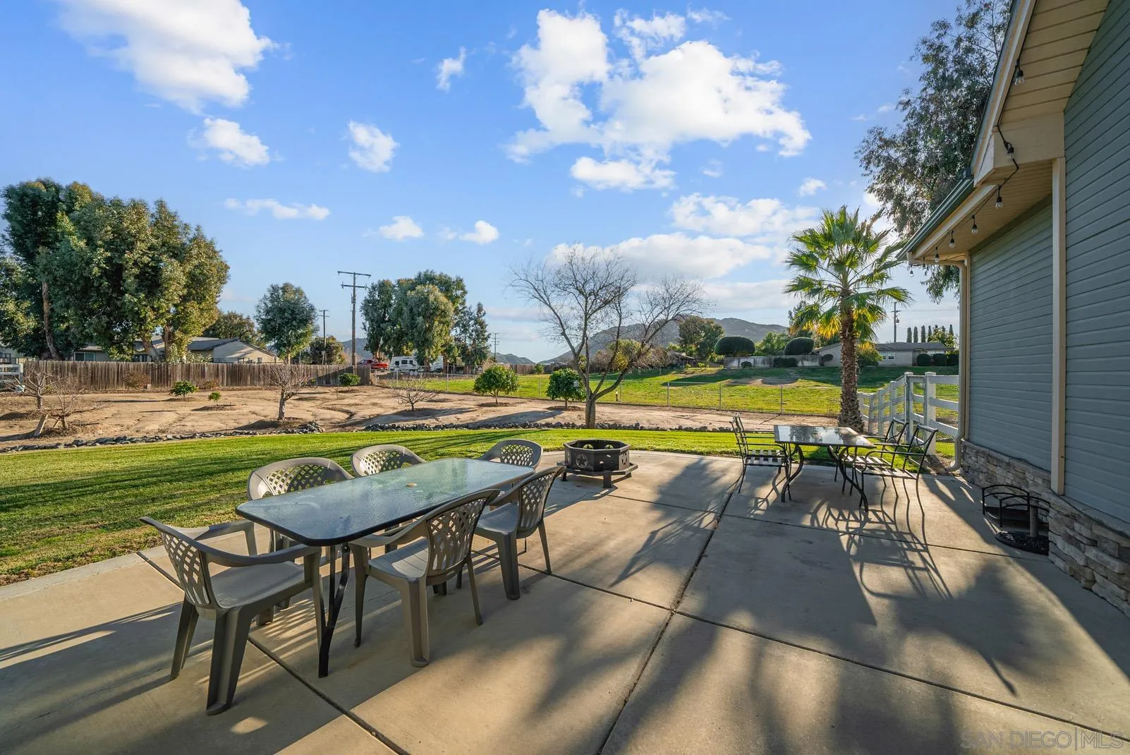 44140 La Paz St