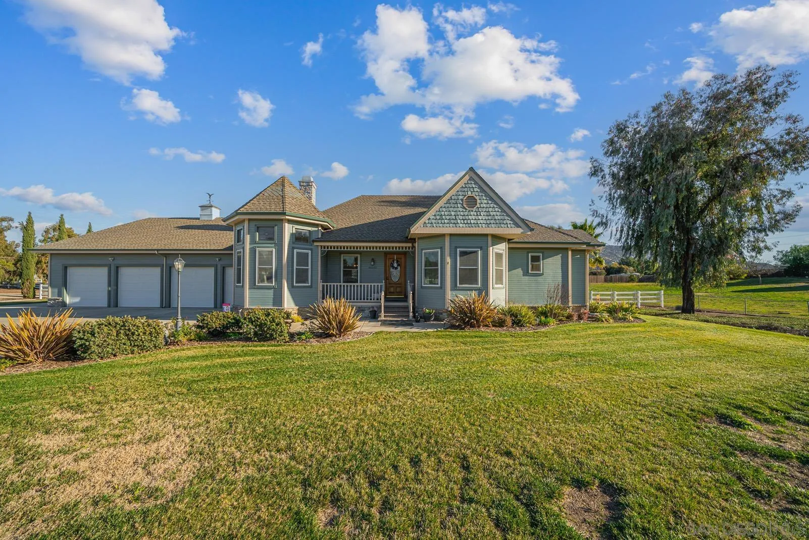 44140 La Paz St