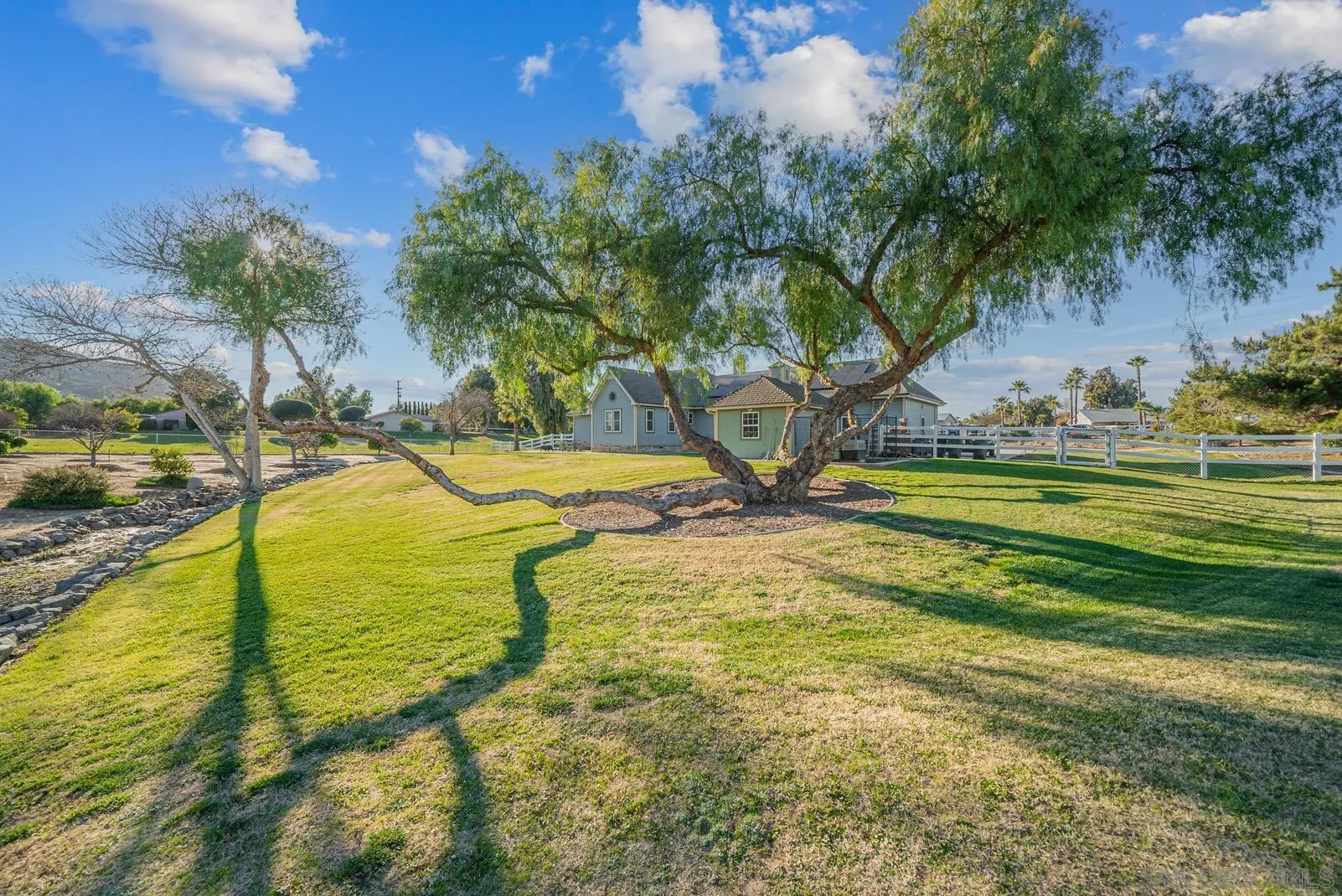 44140 La Paz St