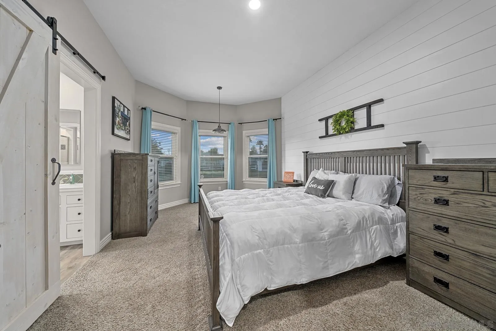 44140 La Paz St