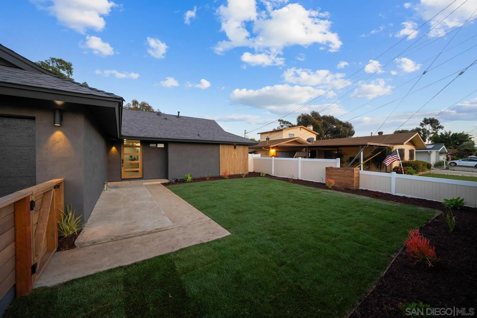4491 Berwick Dr
