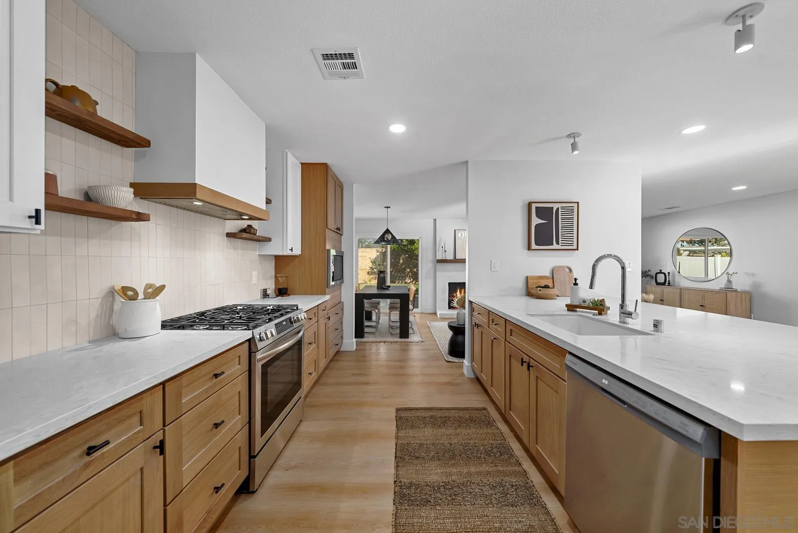 4491 Berwick Dr