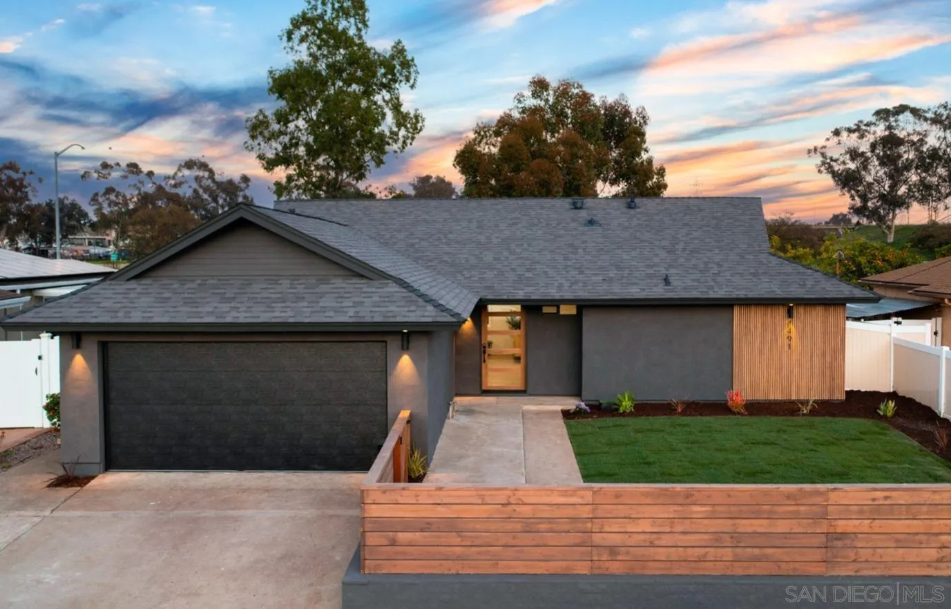 4491 Berwick Dr