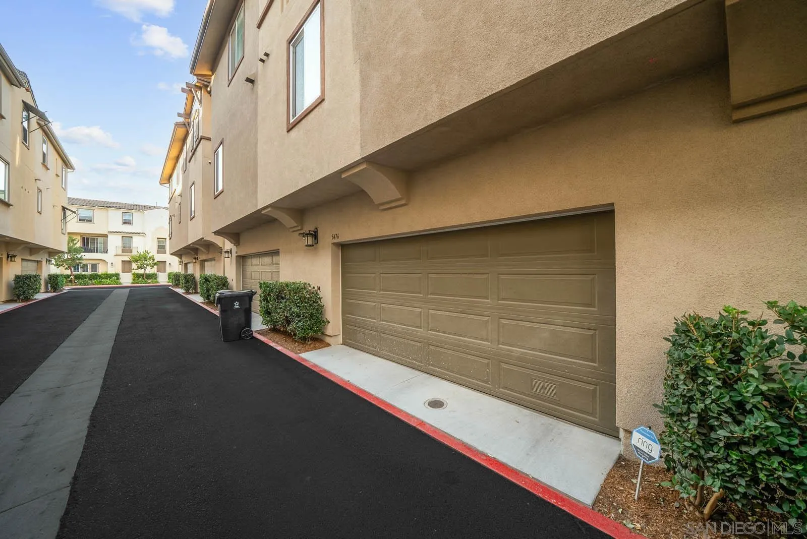 5476 San Alejandro