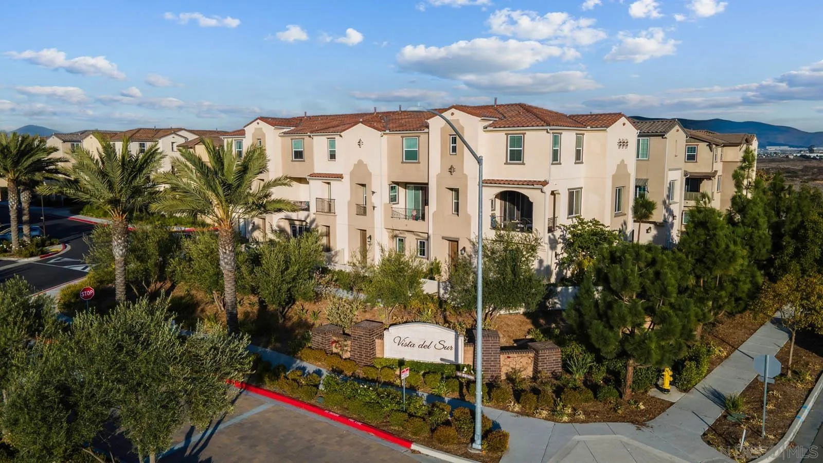 5476 San Alejandro