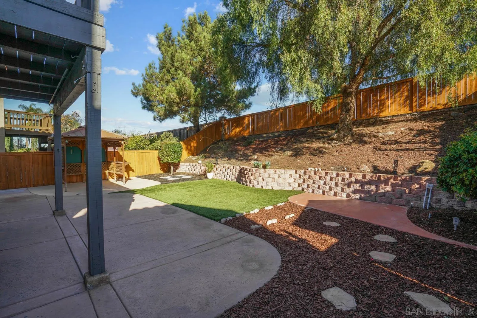 5464 Vista San Simeon