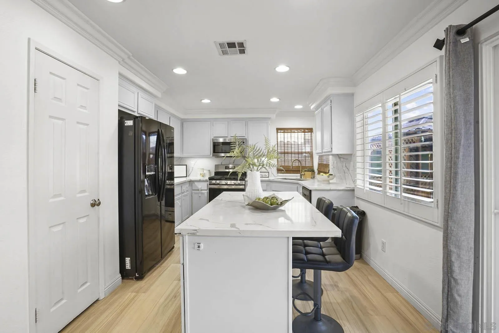 5464 Vista San Simeon