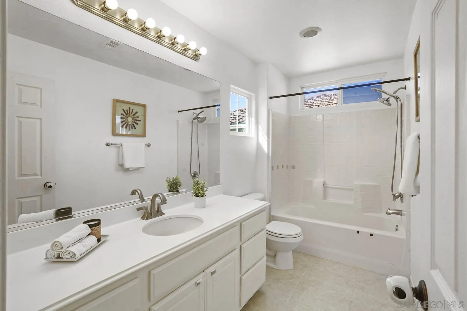 5464 Vista San Simeon