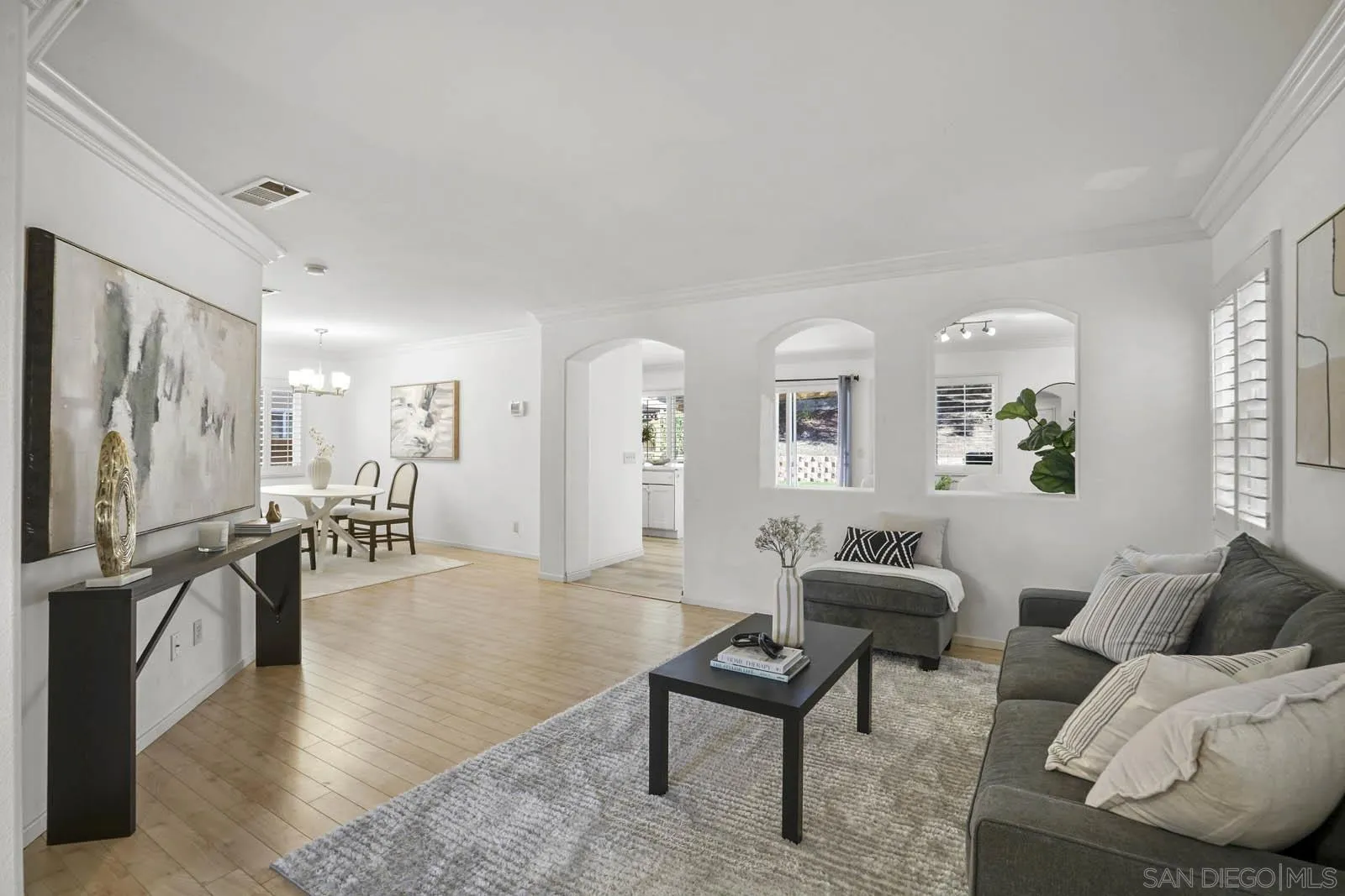 5464 Vista San Simeon