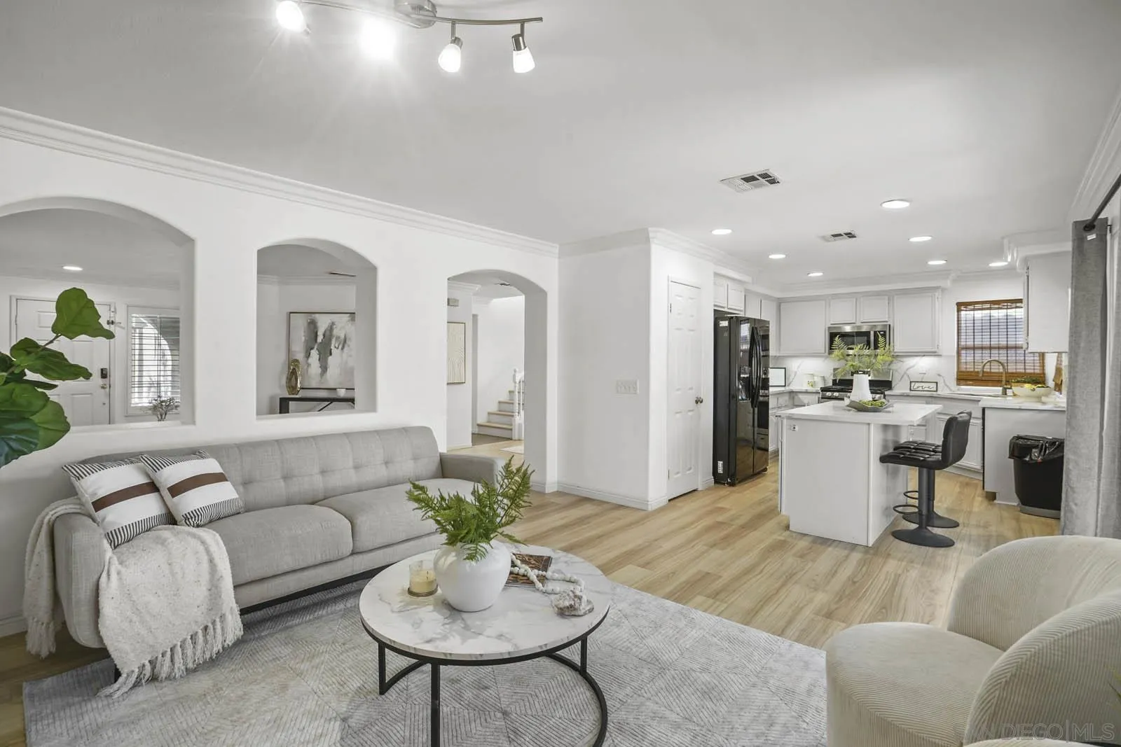 5464 Vista San Simeon