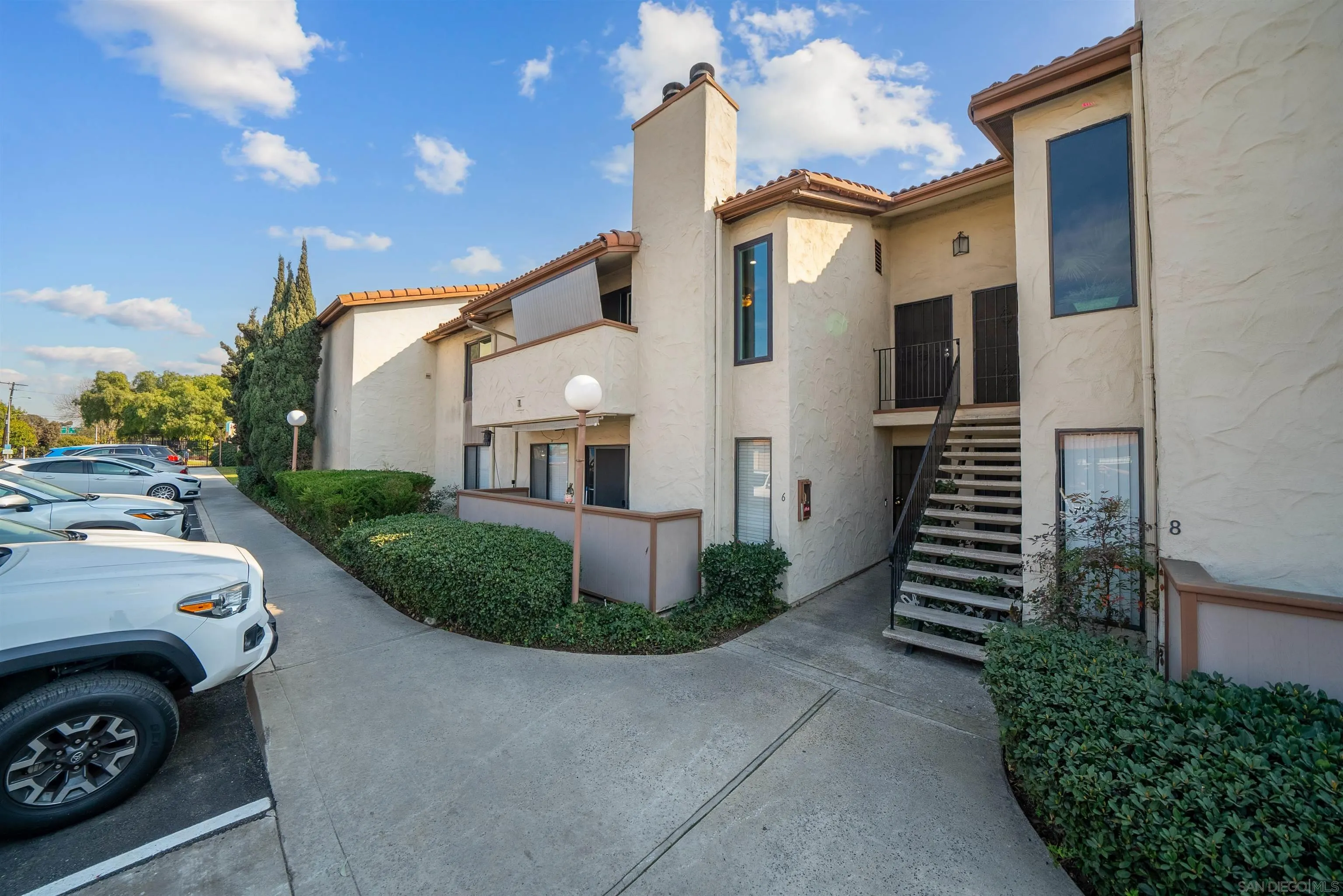110 N 2nd Ave Unit 5